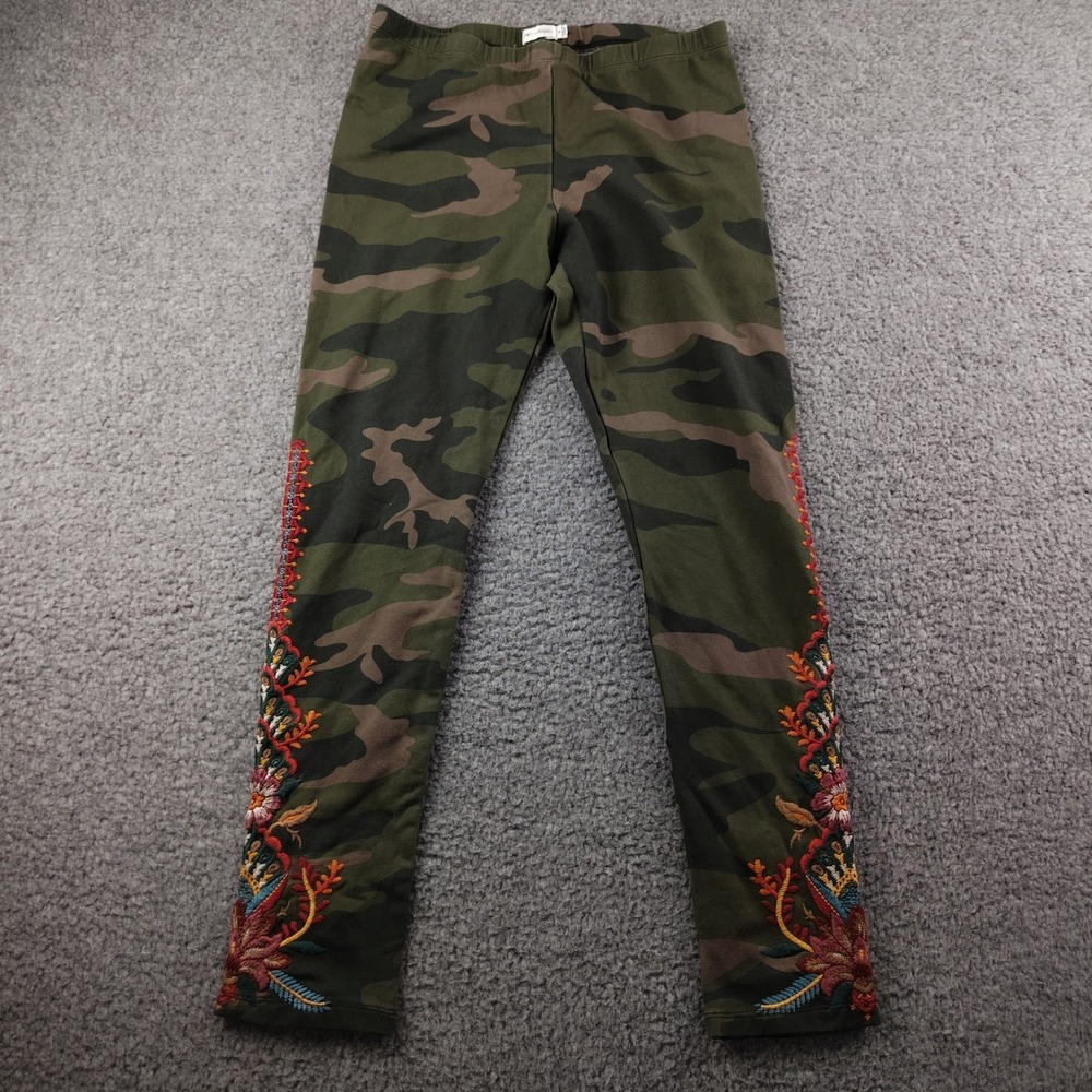 JW Los Angeles Leggings Womens Small Green Camo Floral Embroidered